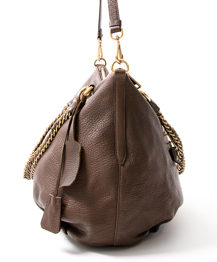 Koop velig online tweedehands chocolade bruin Prada schoudertas aan de beste prijs online webshop labellov
