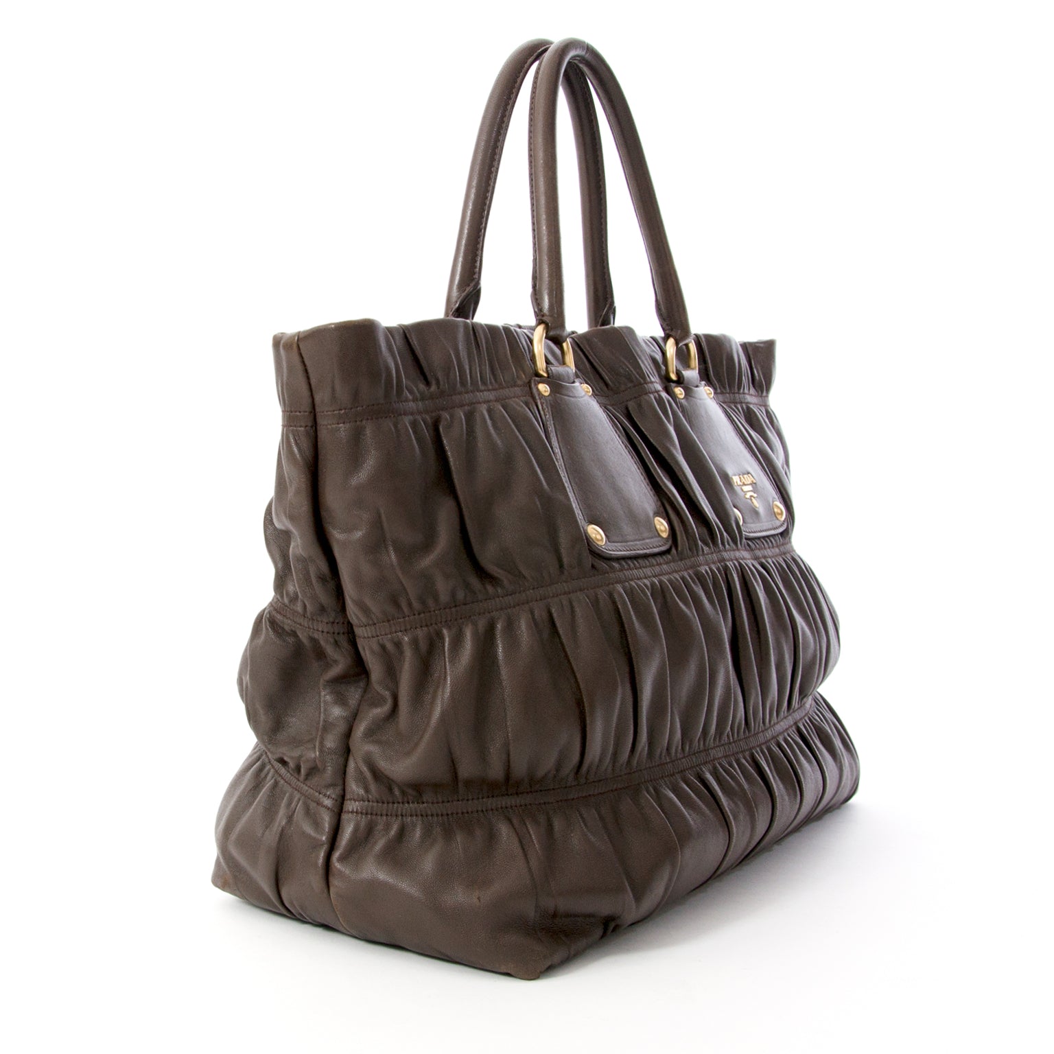 Prada Brown Gaufre Bag, Labellov is een online platform voor vintage tweedehands luxe producten aan de juiste prijs