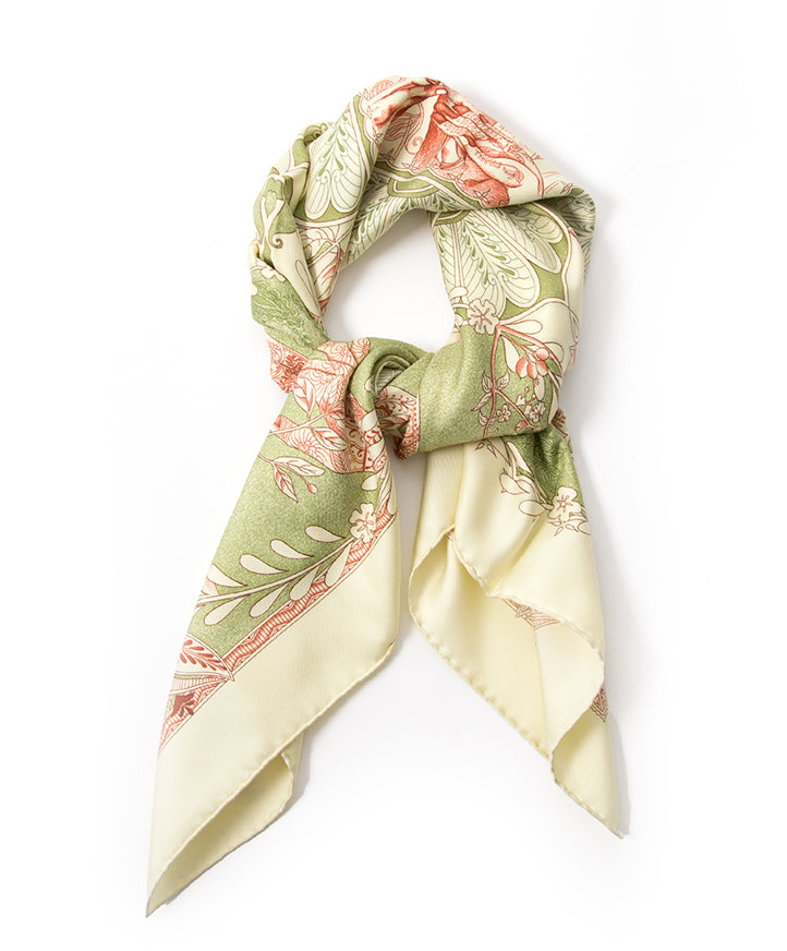 Hermès 'Les Chants Du Henné' Silk Carré scarf tweedehands authentiek veilig online shoppen winkelen mode stijl LabelLOV Antwerpen België designer ontwerper luxe luxemerken