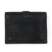 Yves Saint Laurent Black Suède Clutch Buy online or in the Labellov Boutique Antwerp, Belgium. Labellov is een tweedehands winkel in Antwerpen, België.Seconde main et occasion vintage boutique a Anvers.