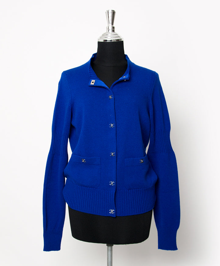 Chanel gilet electric blue meilleur prix correct. shop en ligne Labellov