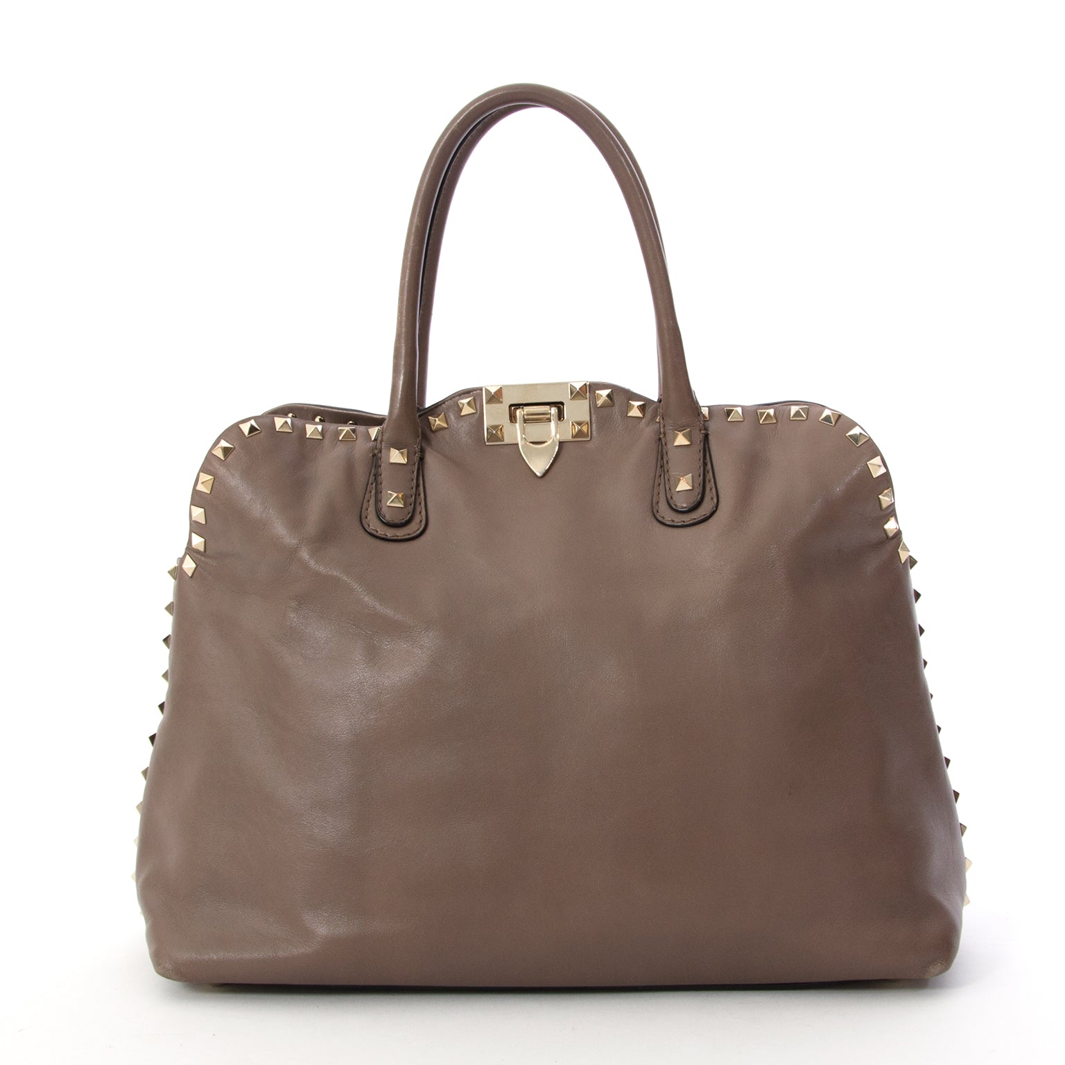 Valentino Taupe Rockstud Dome Bag, Labellov is an online platform that offer you an safe and reliable shopping experience. Buy the vintage secondhand bags for the right price.