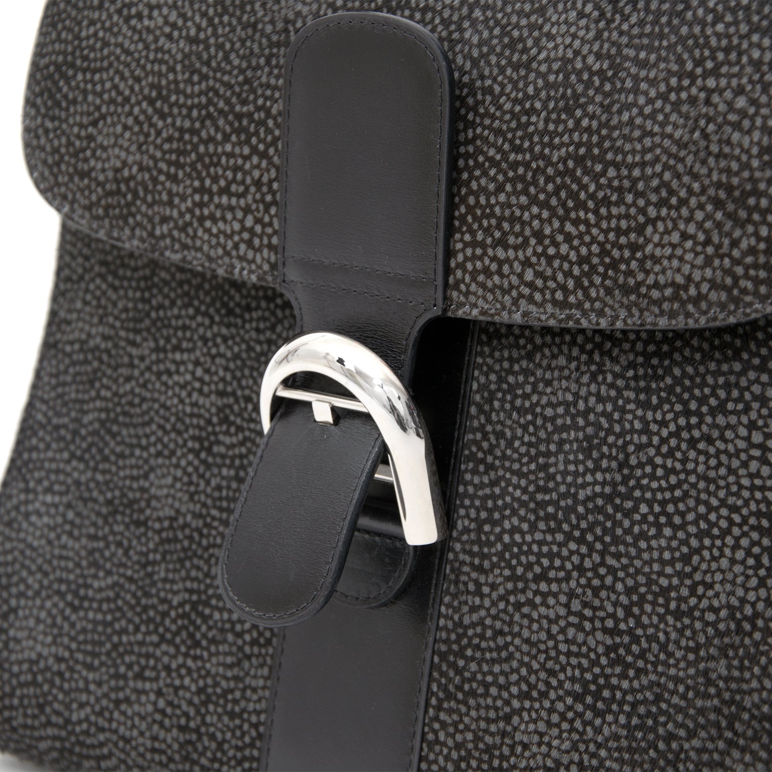 koop online gelimiteerd koop vielig online aan de beste prijs tweedehands Delvaux Limited Black Brillant Cuir Envolé