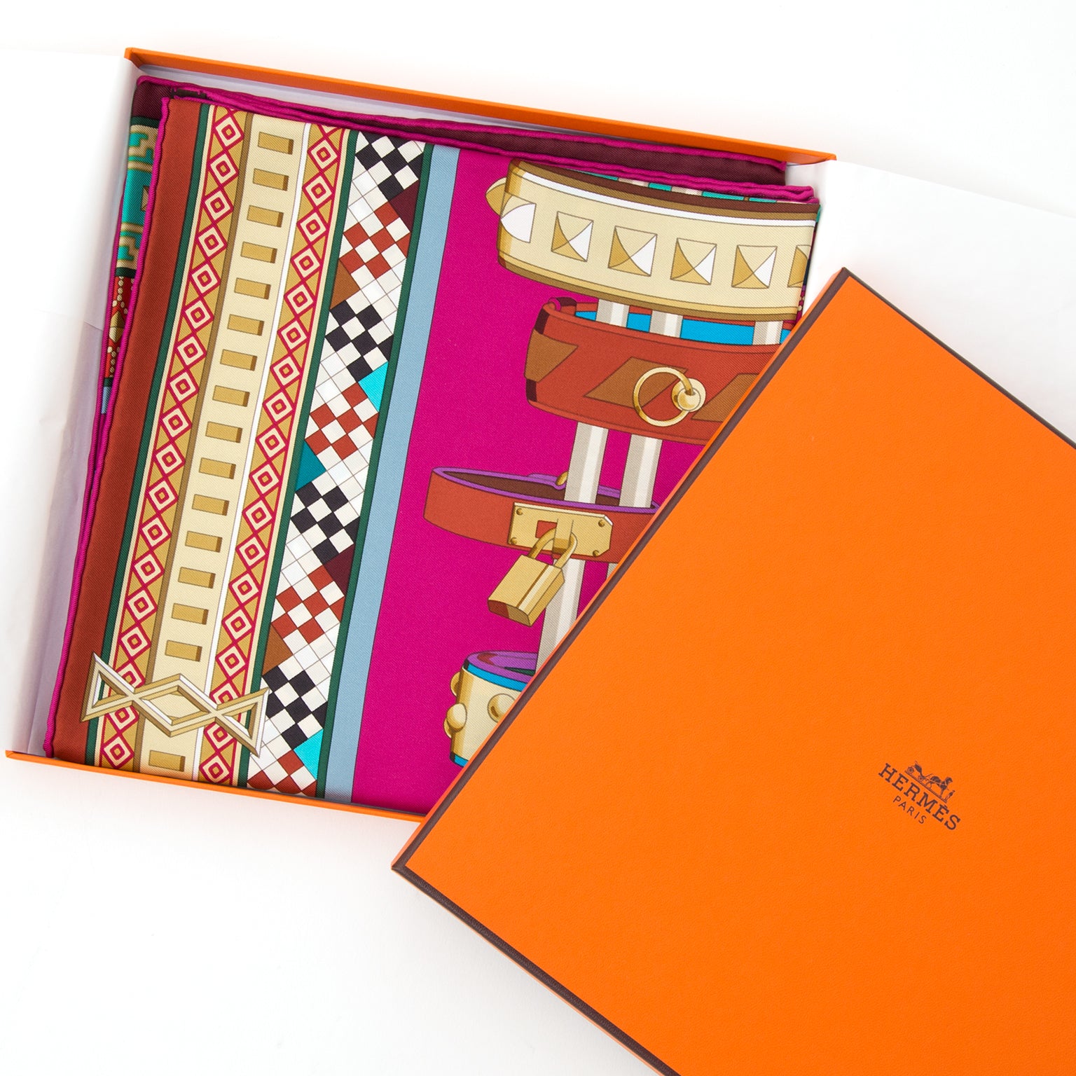 tweedehands online eshop Hermes collector items carré collier de chien