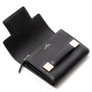 Delvaux Madame Compact Wallet secondhand authentic safe online shopping webshop Antwerp Belgium LabelLOV fashion style high end labels designers luxury wallet