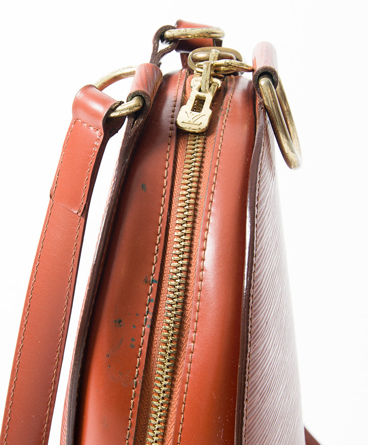 acheter enl ligne seconde main Louis Vuitton Black Epi Mabillon Backpack pour le meilleur prix