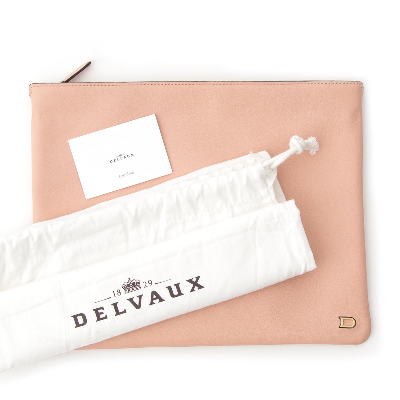 Delvaux Allure Pochette XL Poudre like new online webshop labellov. worldwide shipping like new delvaux clutch. Koop veilig online tweedhadns Delvaux Allure Pochette XL Poudre