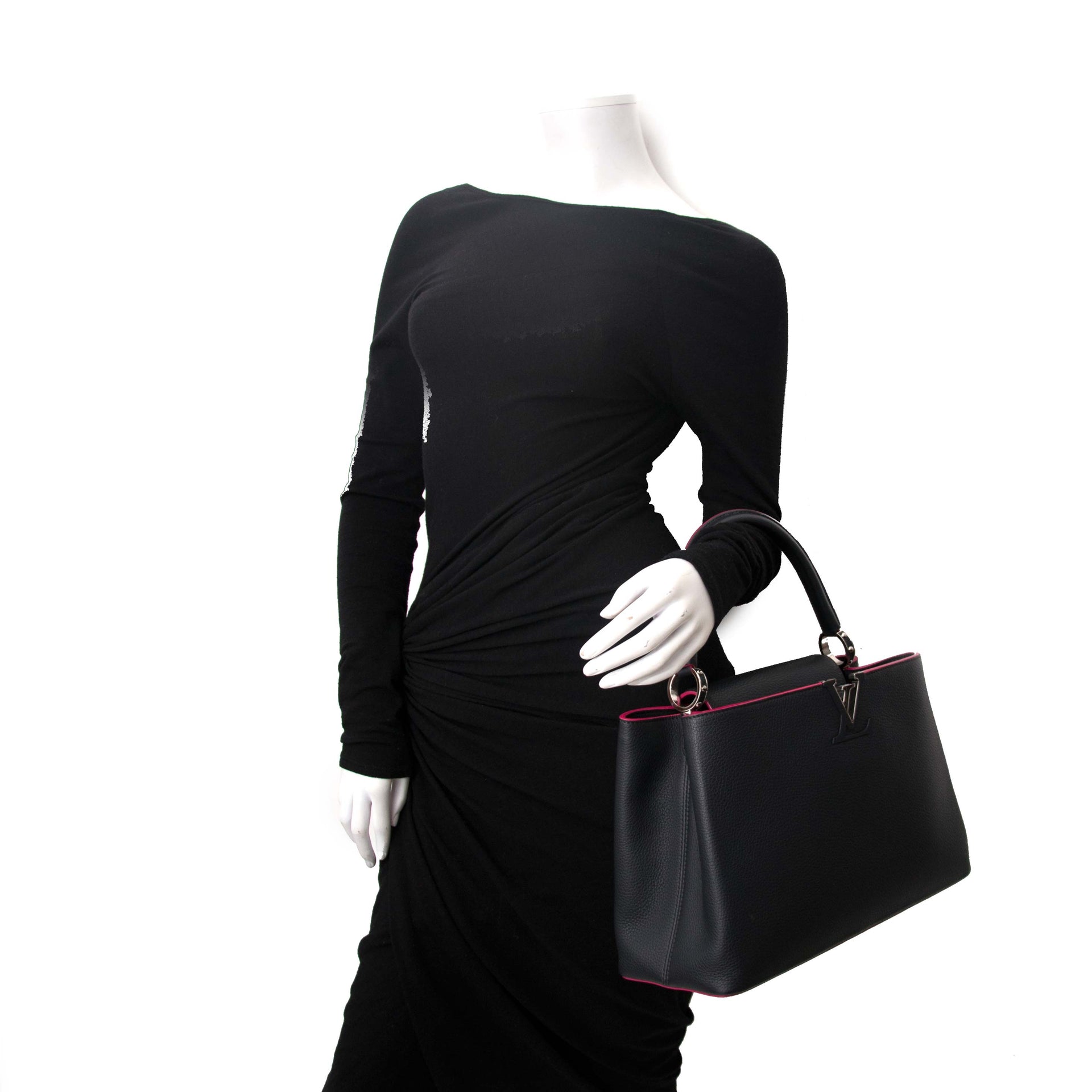 acheter en ligne chez labellov.com louis vuitton capucines mm taurillon pour le meilleur prix