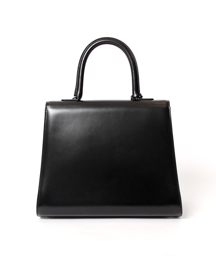 Vintage Delvaux Brillant Black Box Calf SHW MM With Strap. Buy authentic designer Delvaux bags and accessories. LabelLOV webshop secure and safe online shopping. Koop authentieke designer Delvaux tassen en accesoires.