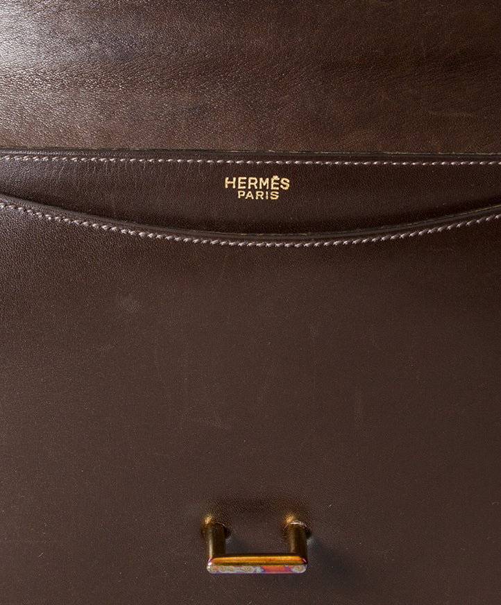 Labellov is een tweedehands winkel in Antwerpen, België. Seconde main et occasion vintage boutique a Anvers, Belgique.