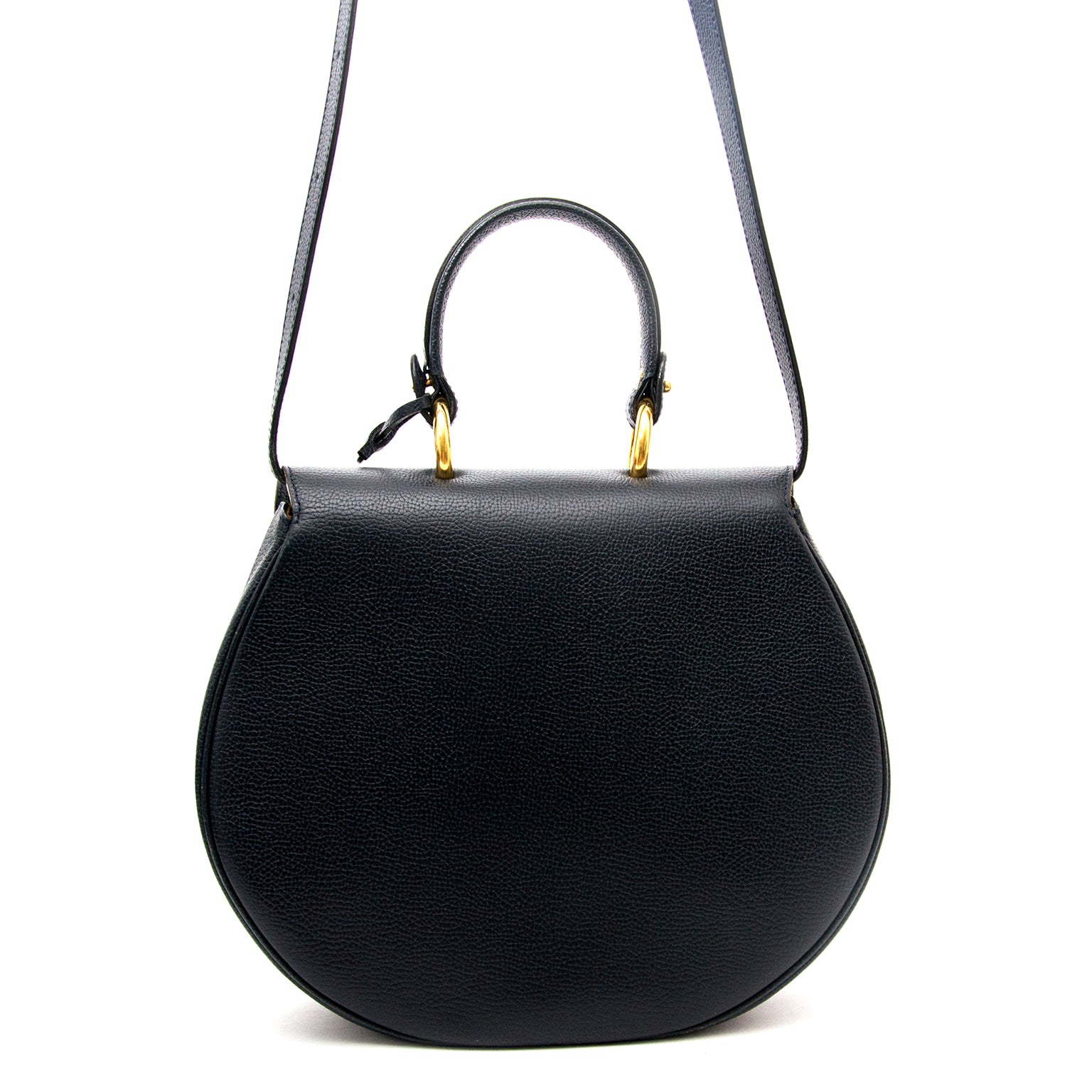 We buy and sell your bags online for the best price. Visit the Labellov showroom in Antwerp.