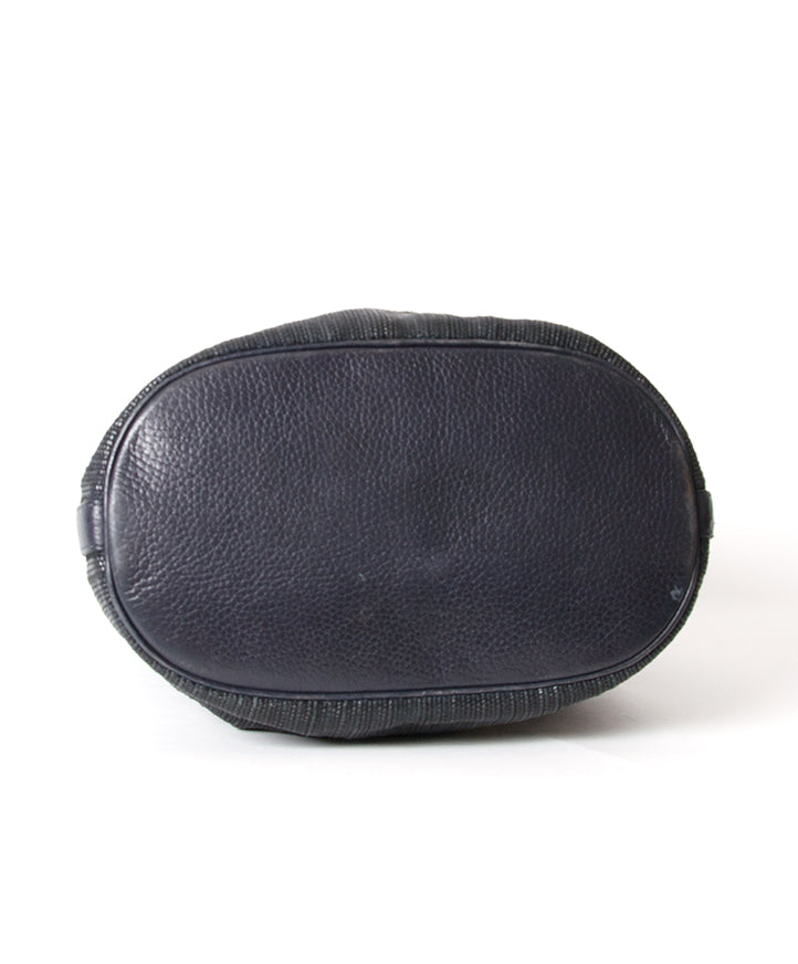 Sell your Delvaux 'Toile de Cuir' Navy Bucket Bag for the best price with us, consign at Labellov