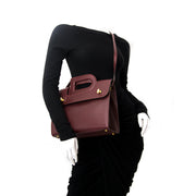 Op zoek naar een designer handtas? Koop uw 100% authentieke Delvaux handtas online.