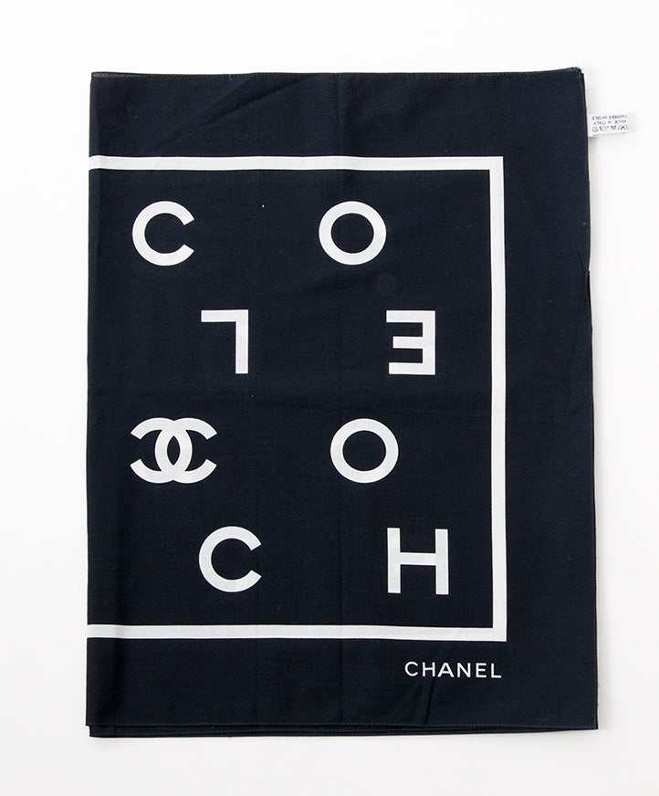 Authentic designeritem Chanel shop online for the best price. Reliable and safe webshop with authentic brands