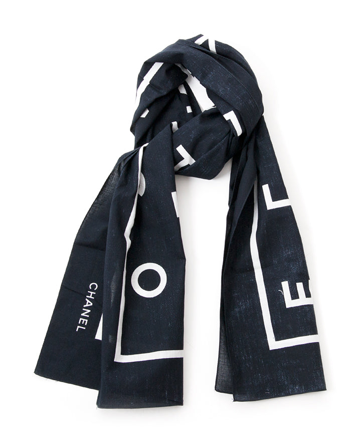 Authentieke tweedehands Chanel sjaal beste prijs online winkelen LabelLOV webshop luxe merken Antwerpen