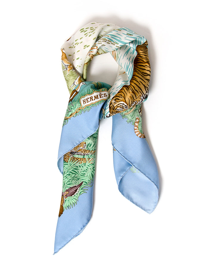 Hermès 'La Trêve De L'eau' Silk Carré Scarf authentic secondhand safe online shopping webshop Belgium Antwerp LabelLOV fashion style high end labels luxury brands designer