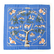 Hermes scarf Le Poitevin. Buy authentic vintage Hermès items at the right price at LabelLOV vintage webshop