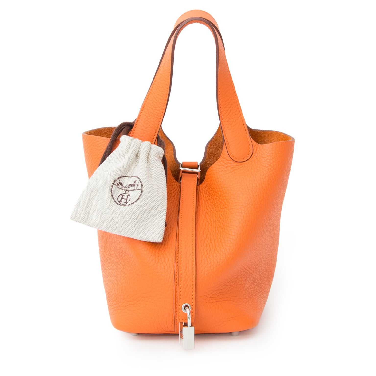 BRAND NEW Hermès Picotin Orange. Buy authentic secondhand Hermès at the right price at LabelLOV vintage webshop. Safe and secure online shopping. Koop authentieke tweedehands Hermès shoes met juiste prijs bij LabelLOV.
