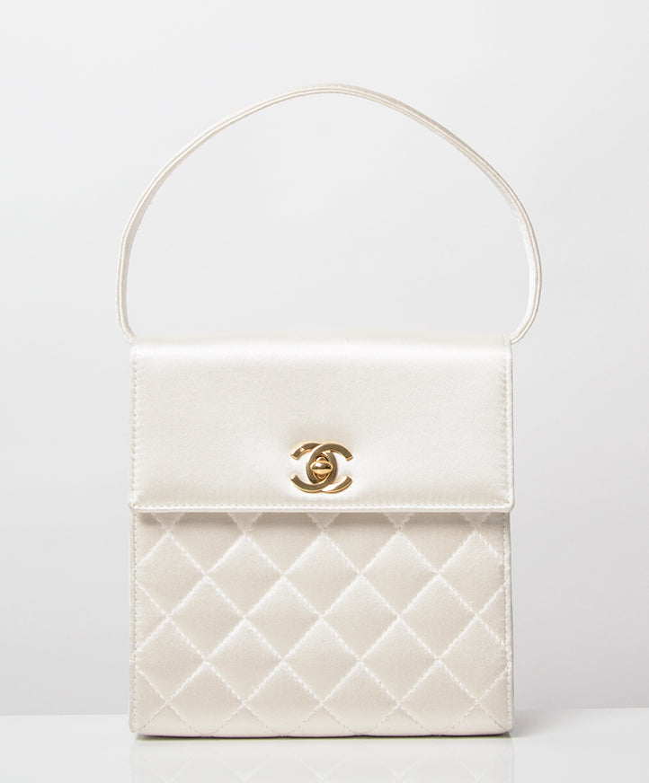 Buy safe online designer vintage 100% authentic Chanel Silk Quilted Evening Bag online at the best price