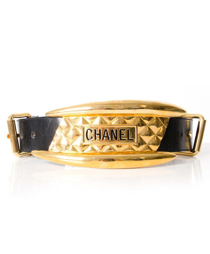 Chanel Eighties Gladiator Plaque Belt secondhand authentic labels high-end luxury brands bags designers belt safe online shopping webshop Antwerp Belgium LabelLOV fashion style