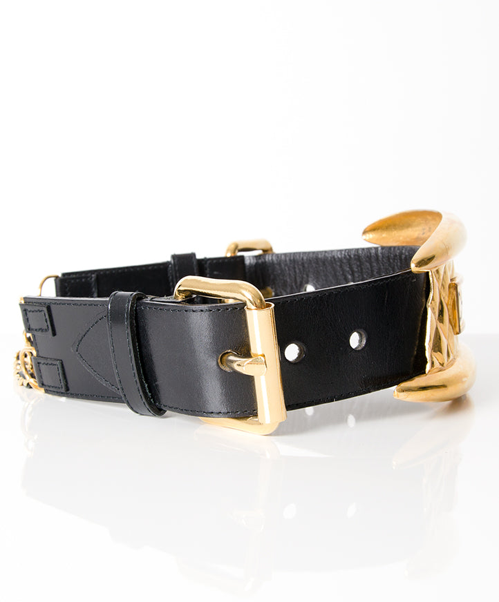 Chanel Eighties Gladiator Plaque Belt seconde main authentique en ligne shopping LabelLOV Anvers Belgique en vogue mode marques designer