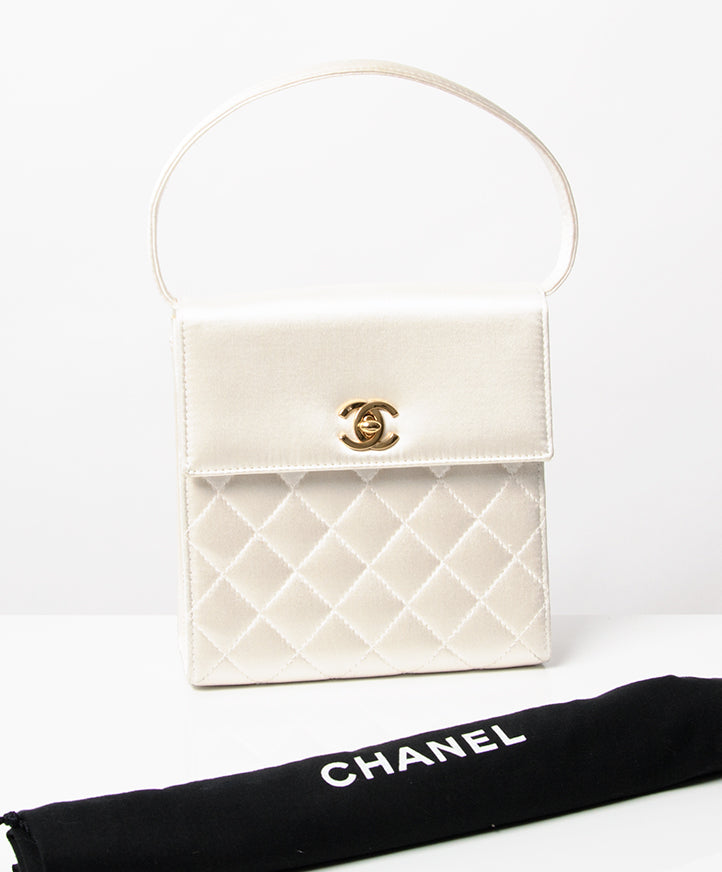 Buy safe online designer vintage 100% authentic Chanel Silk Quilted Evening Bag online at the best price