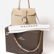 Vintage Delvaux Brillant MM Jumping 'Plume' Bag GHW. Buy and sell authentic secondhand Delvaux bags at the right price at LabelLOV vintage webshop. Safe and secure online shopping. Koop authentieke tweedehands Delvaux tassen bij LabelLOV.