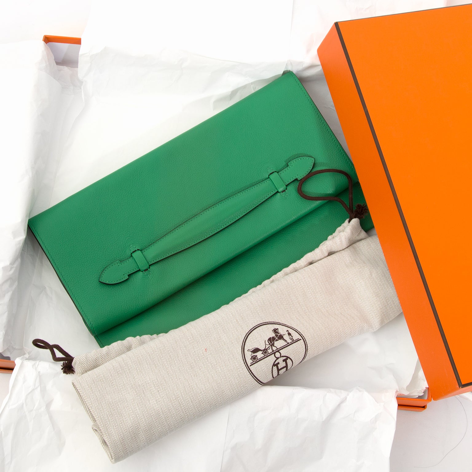 Hermes PliPlat Clutch Vind tweedehands Hermes Clutches bij LabelLOV vintage webshop.
