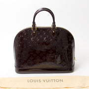 koop veilig en snel tweedehands designer Louis Vuitton alma vernis handtas aan de beste prijs online webshop labellov