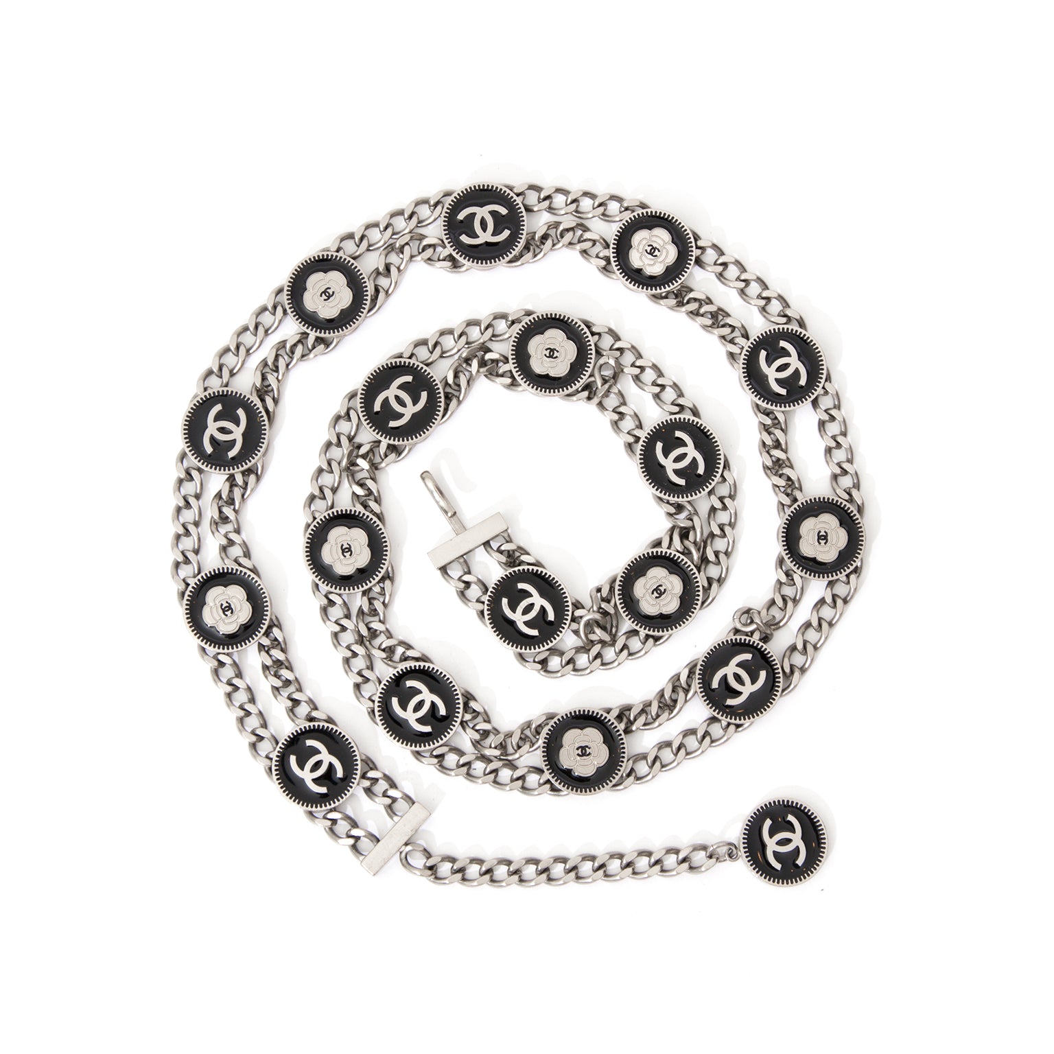 Chanel Aged Silver-tone Enamel Coin Logo Link Belt authentiek tweedehands veilig online shoppen webshop Antwerpen België LabelLOV mode designer merken merktassen riem merken luxe luxemerken