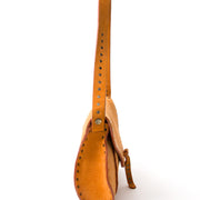 Céline Ochre Suede Studded Saddle Bag authentique seconde main en ligne shopping webshop LabelLOV Anvers Belgique designer marques sacs en vogue mode