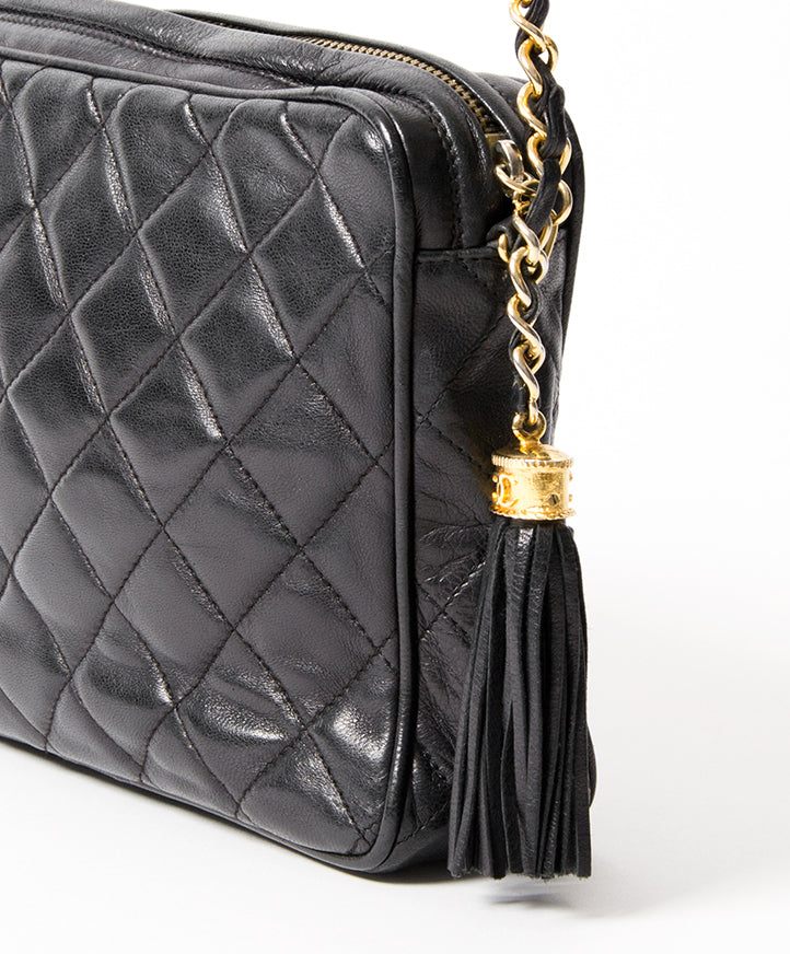 Chanel Quilted Tassel Bag authentic secondhand safe online shopping webshop Antwerp Belgium LabelLOV fashion designer bags labels high end tassel chain