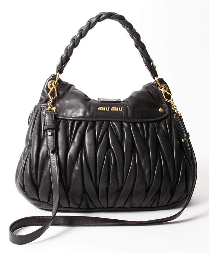 Miu Miu Black Coffer Matelasse Leather Bag authentiek tweedehands veilig online shoppen webshop Antwerpen België LabelLOV mode merken ontwerpers designer luxe luxemerken