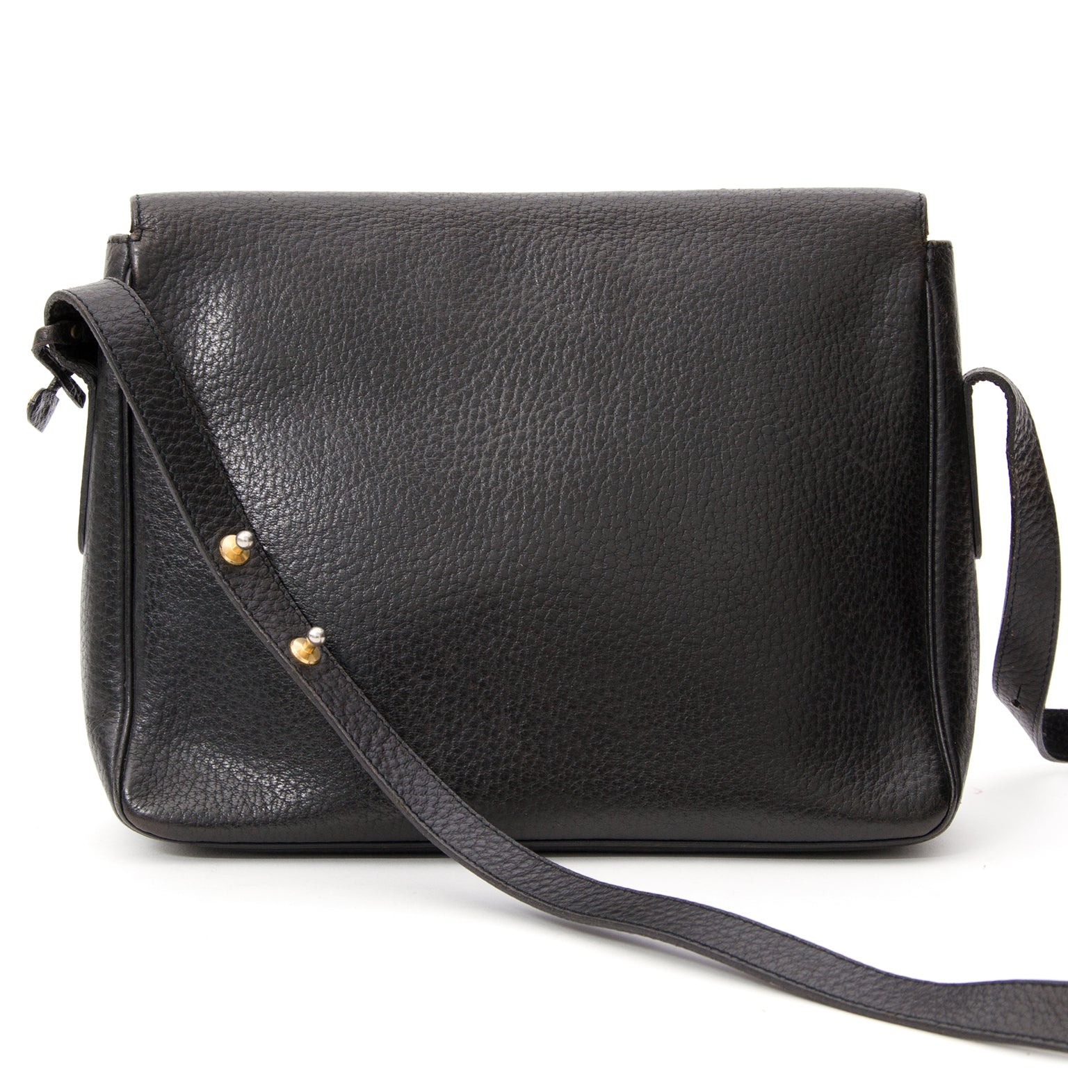 Authentieke tweedehands Delvaux zwarte schouder tas in leer op online webshop LabelLOV.