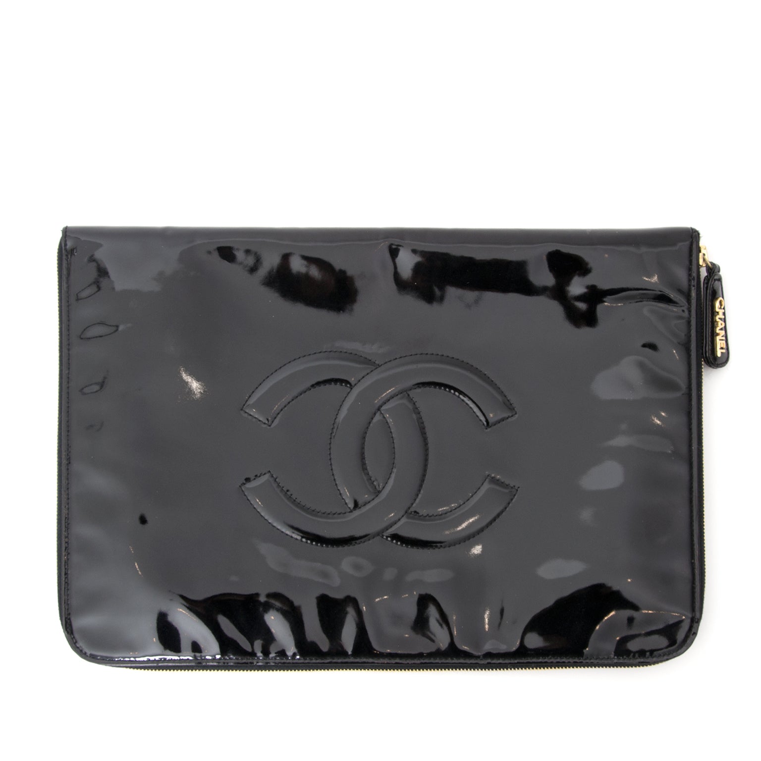 Chanel black patent leather briefcase/laptopcase. Buy authentic secondhand Chanel bags at the right price at LabelLOV vintage webshop.