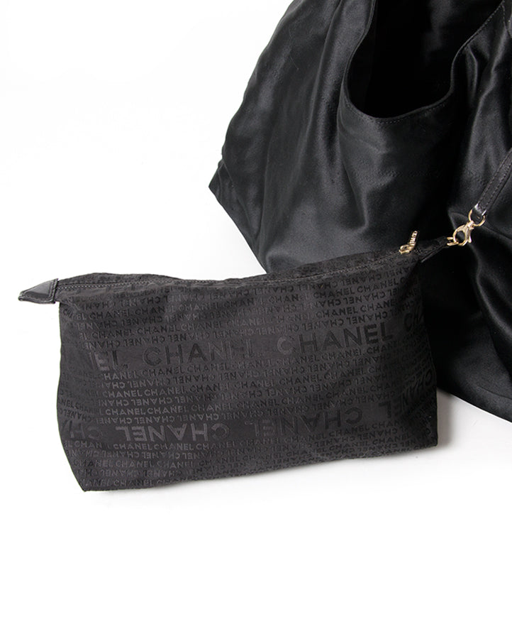 Chanel Satin Coco Cabas Tote authentique seconde main en ligne shopping webshop Anvers Belgique LabelLOV mode en vogue style luxe marques designer sacs