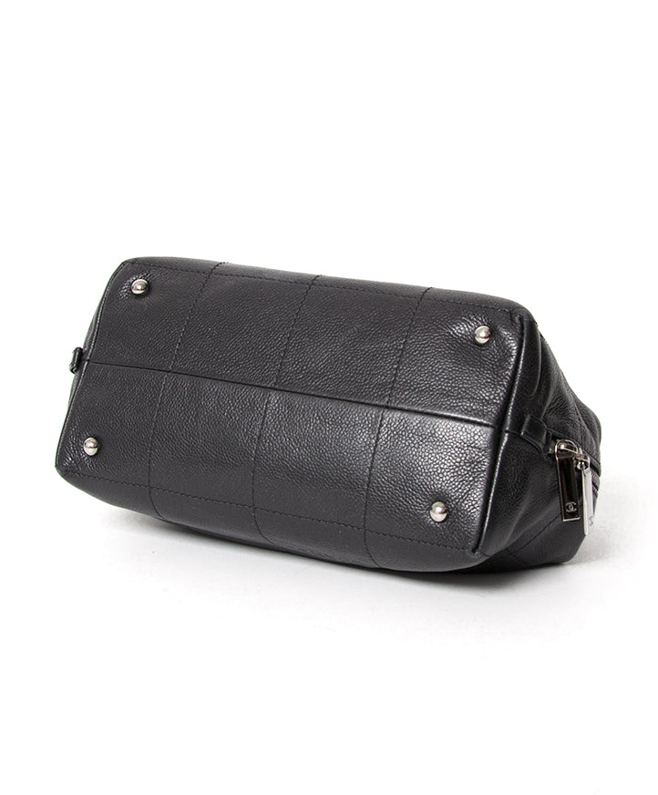 Authentic Chanel shoes shop online for the best price. Reliable and safe webshop with authentic brands