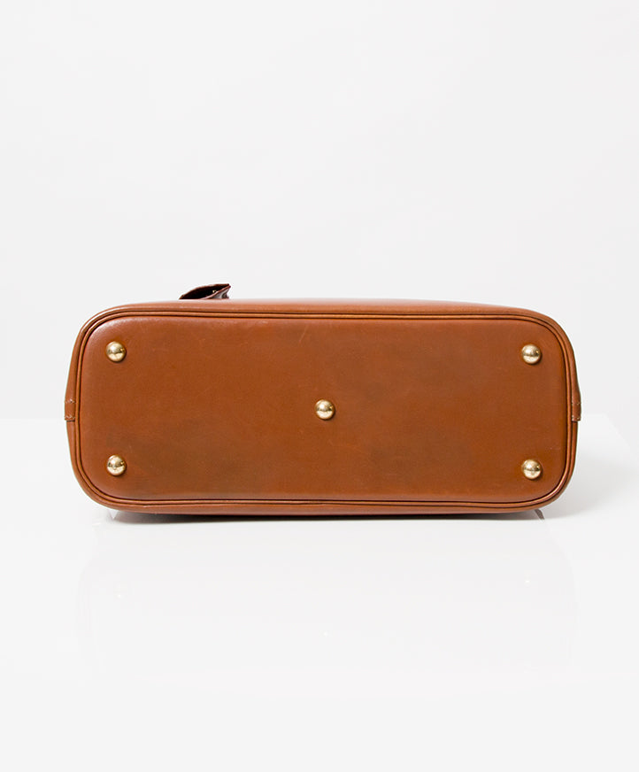 Hermès Bolide 32 Cognac Box Calf Tote Bag. Sac à main Hermes Bolide GHW or ceinture seconde main occasion authentique clochette cadena prix correct labellov vintage webshop en ligne mode shopping marques de luxe Anvers Belgique