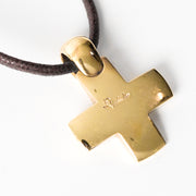 Pomellato 18K Yellow Gold Cross Pendant Necklace juwelen authentiek tweedehands veilig online shoppen winkelen online webshop LabelLOV Antwerpen België mode stijl luxemerken luxe designer ontwerper
