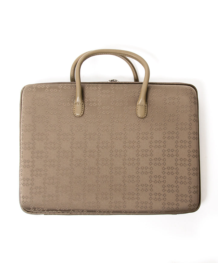 koop veilig online tweedehands designer Delvaux Laptop case aan de beste prijs, veilig online
