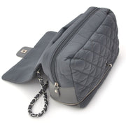 Chanel Nylon Zipper Quilted Flap Bag Grey. Veilig online winkelen bij LabelLOV vintage webshop Antwerpen.