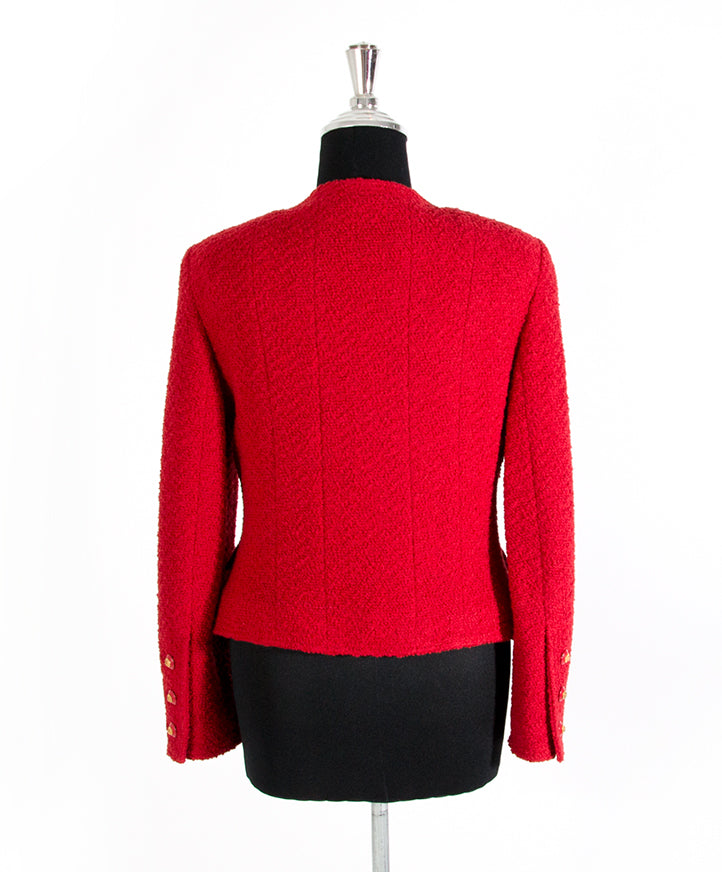 Authentic Chanel shop online for the best price. Reliable and safe webshop with authentic brands