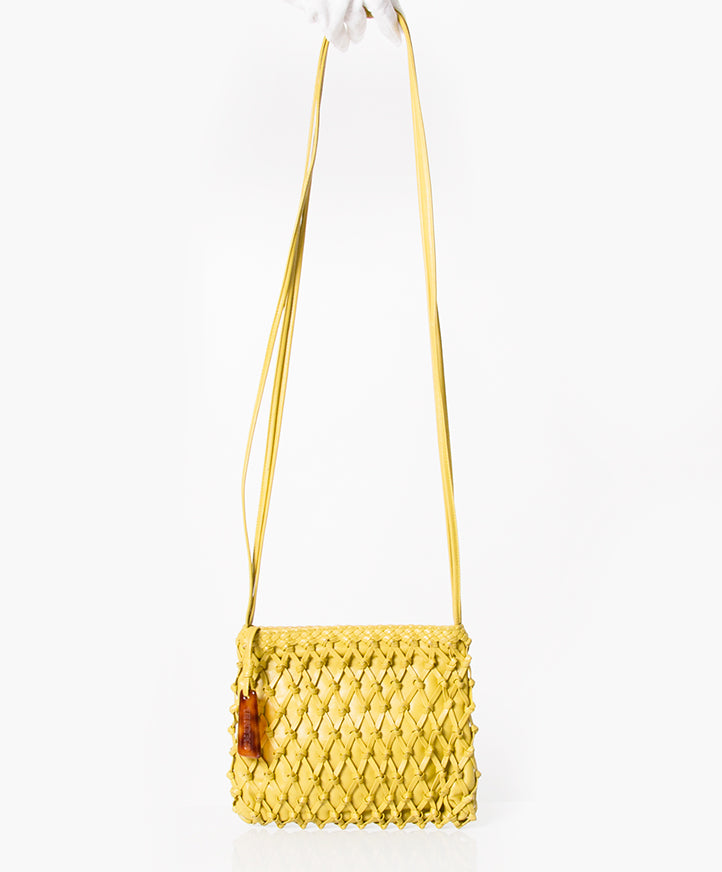 acheter en ligne pour le meilleur prix chanel ochre sac a epaule pour le meilleur prix