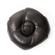 Chanel Leather Camelia Brooch seconde main authentique accessoire en ligne shopping webshop Anvers Belgique LabelLOV en vogue mode style luxe marques designer