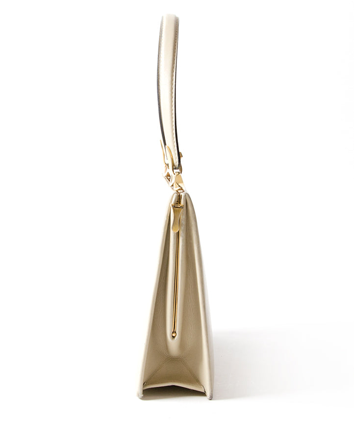 Delvaux Cream Top Handle Clutch mode authentique en vogue designer marques shopping securé securité en ligne webshop LabelLOV Anvers Belgique