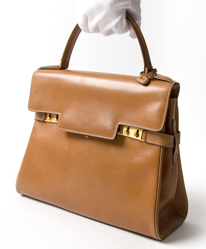 Delvaux Tempête Cognac Bag LabelLOV Antwerp Belgium webshop safe shopping online authentic luxury designers brands labels second hand