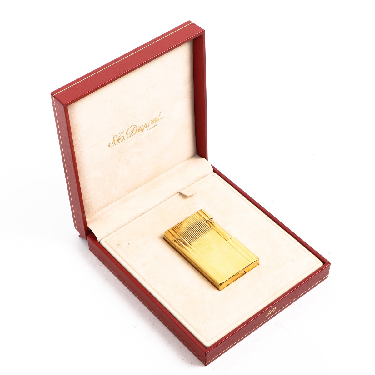 Buy an authentic second-hand S.T. Dupont Gold-Plated Ligne 2 Vintage Lighter in good condition at Labellov in Antwerp.