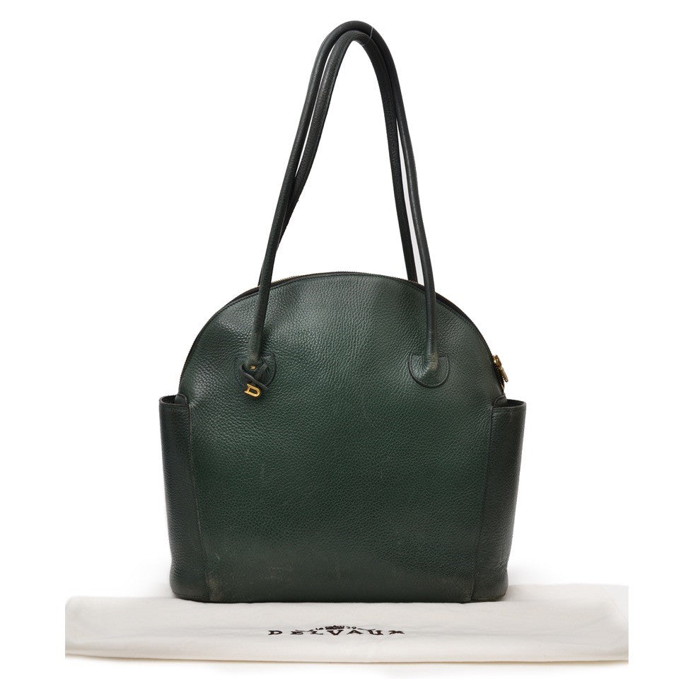 Vintage Delvaux green shoulder bag for the best price at Labellov webshop. Safe and secure online shopping with 100% authenticity. Vintage Delvaux vert sac à epaule pour le meilleur prix.
