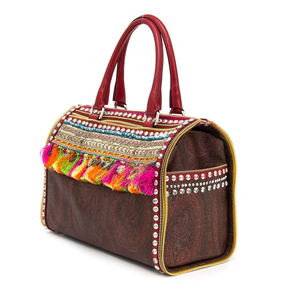 Buy Etro Embellished Top Handle handtas at the right price at LabelLOV vintage webshop. Luxe, vintage, fashion. Safe and secure online shopping. Antwerp, Belgium.