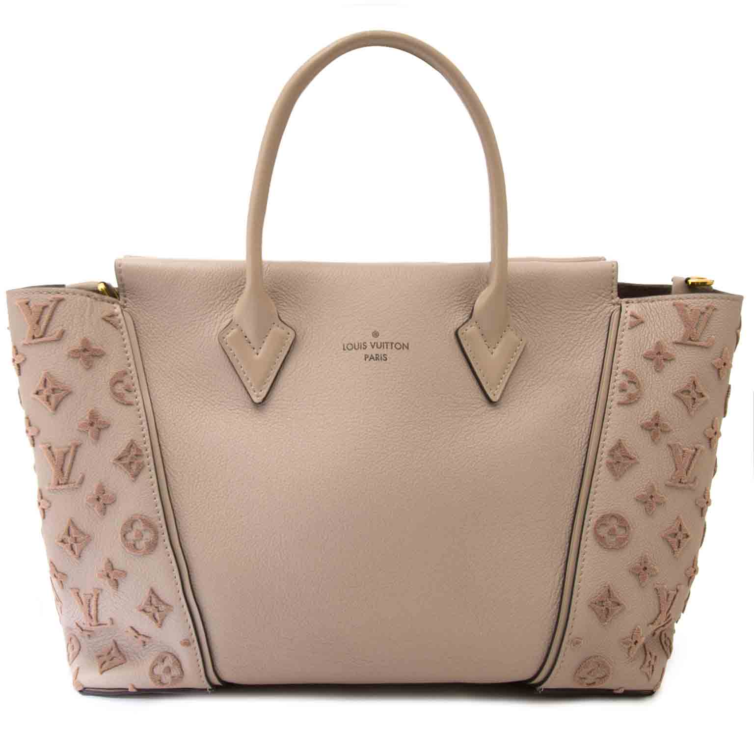 acheter en ligne pour le meilleur prix Louis Vuitton Veau Cachemire Tote W PM Galet